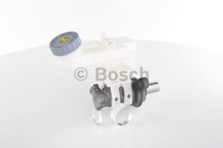 Головний гальмівний циліндр BOSCH 0204054366