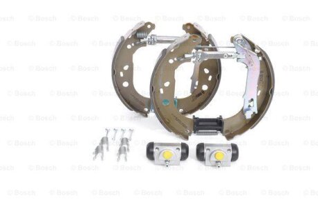 К-кт гальм.барабана (колодки, циліндр, пружини) BOSCH 0204114677