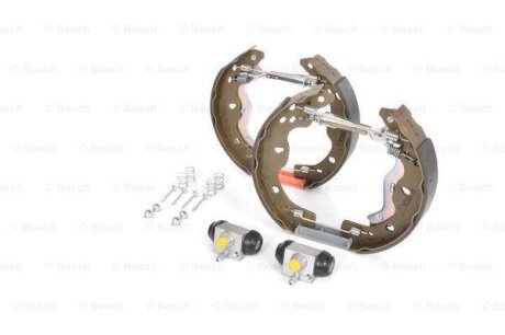 К-кт гальм.барабана (колодки, циліндр, пружини) BOSCH 0204114678