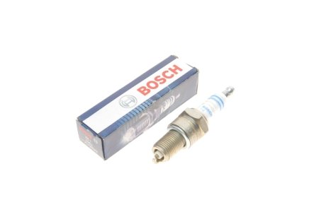 СВЕЧКА WR8DCXE BOSCH 0 242 229 687