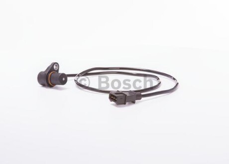 ДАТЧИК ОБОРОТІВ ДВИГУНА BOSCH 0261210150