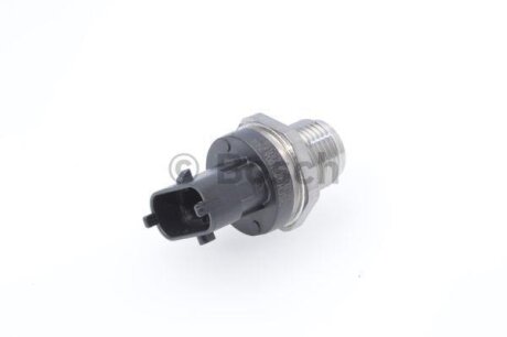 Елемент системи Common Rail BOSCH 0281006244