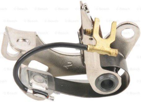 Контакти переривника BOSCH 1237013027
