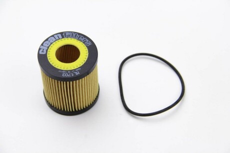 Фильтр масляний Mondeo III/IV/Mazda 3/6 1.8/2.0i 00- CLEAN FILTERS ML1703