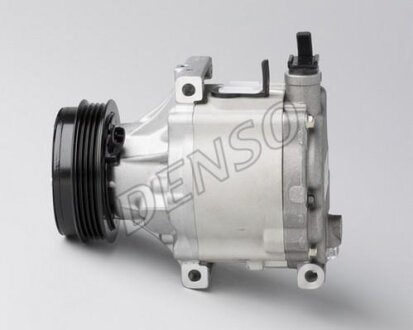 Компресор кондиціонера DENSO DCP36001