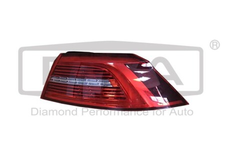 Ліхтар правий зовнішній LED VW Passat (15-) DPA 99451799802