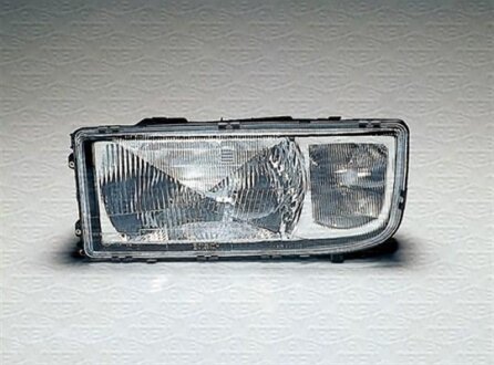 Скло фари MAGNETI MARELLI 711305621835