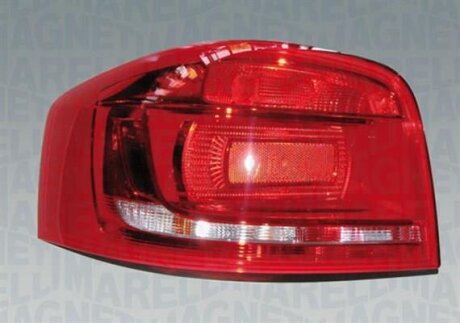 Задній ліхтар MAGNETI MARELLI 714021910702