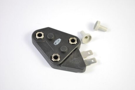 Регулятор напруги MAGNETI MARELLI 940016020000