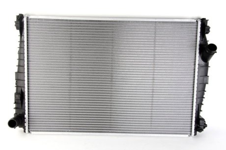 Радиатор охлаждения NISSENS 60061