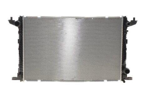 Радіатор охолодження двигуна NRF 550276