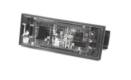 Фонарь подсветки номерн знака Trafic III/Vivaro, Kangoo II, Master II/III, MovanoA/B RENAULT 8200480127