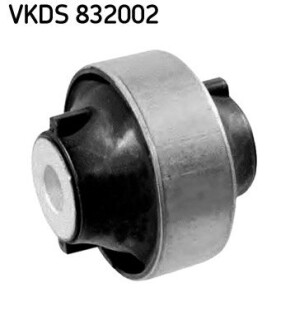 Сайлентблок важеля SKF VKDS 832002