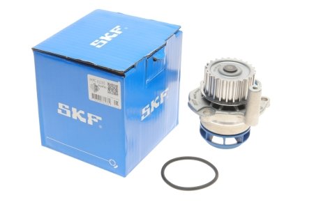 Водяний насос VAG A1/A3/A4/A6/Leon/Octavia/Golf/Passat ''2,0L "04>> SKF VKPC 81205