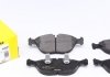 Тормозные колодки AUDI/BENTLEY/MERCEDES A4/A8/Azure/E(W211,S211) "F "93-09 TEXTAR 2148401 (фото 1)