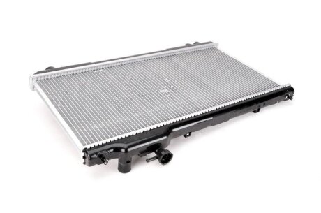 Радіатор двигуна THERMOTEC D72026TT