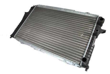 Радіатор двигуна THERMOTEC D7A004TT
