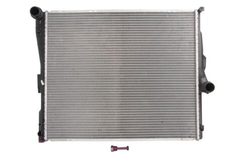 Радіатор двигуна THERMOTEC D7B035TT