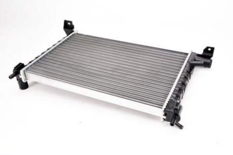 Радіатор двигуна THERMOTEC D7G025TT