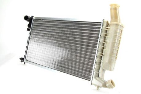Радіатор двигуна THERMOTEC D7P022TT