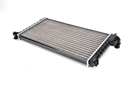 Радіатор двигуна THERMOTEC D7P042TT