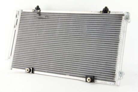 Радіатор кондиціонера THERMOTEC KTT110218