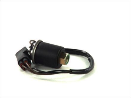 Датчик тиску кондиціонера THERMOTEC KTT130018