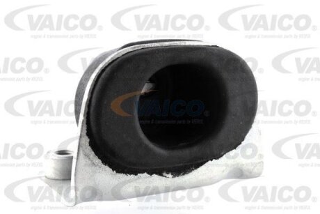 Елемент кріплення випускної системи VAICO V109621