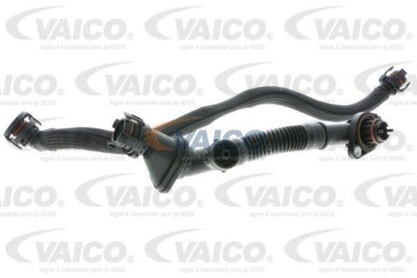 Шланг вентиляції картера VAICO V203290