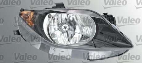 Фара автомобільна Valeo 043812