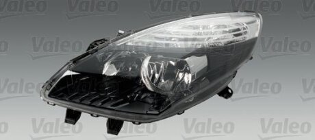 Фара автомобільна Valeo 043972