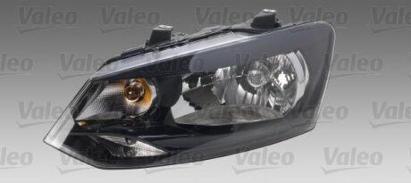 Фара автомобільна Valeo 044081