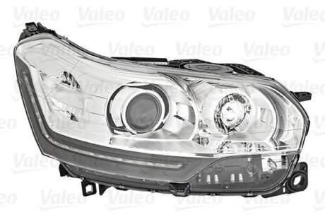 Фара автомобільна Valeo 046879