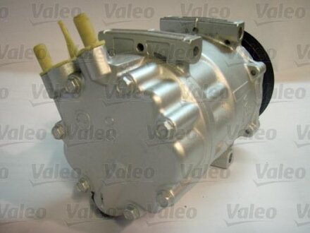 Компресор кондиціонера Valeo 813662
