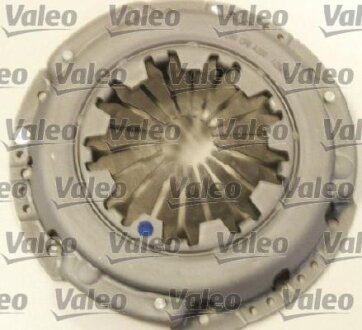 Комплект зчеплення + підшипник Valeo 826521