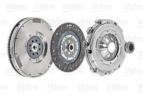 Комплект зчеплення + маховик Valeo 837046