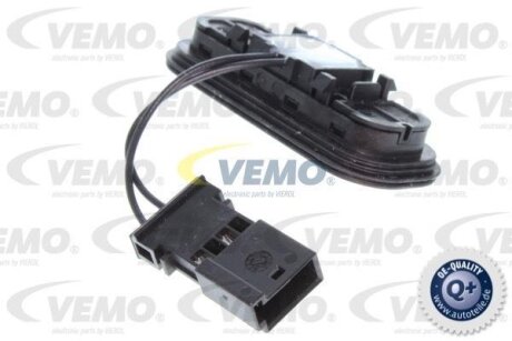 Кнопка відкриття кришки багажника VEMO V40850003
